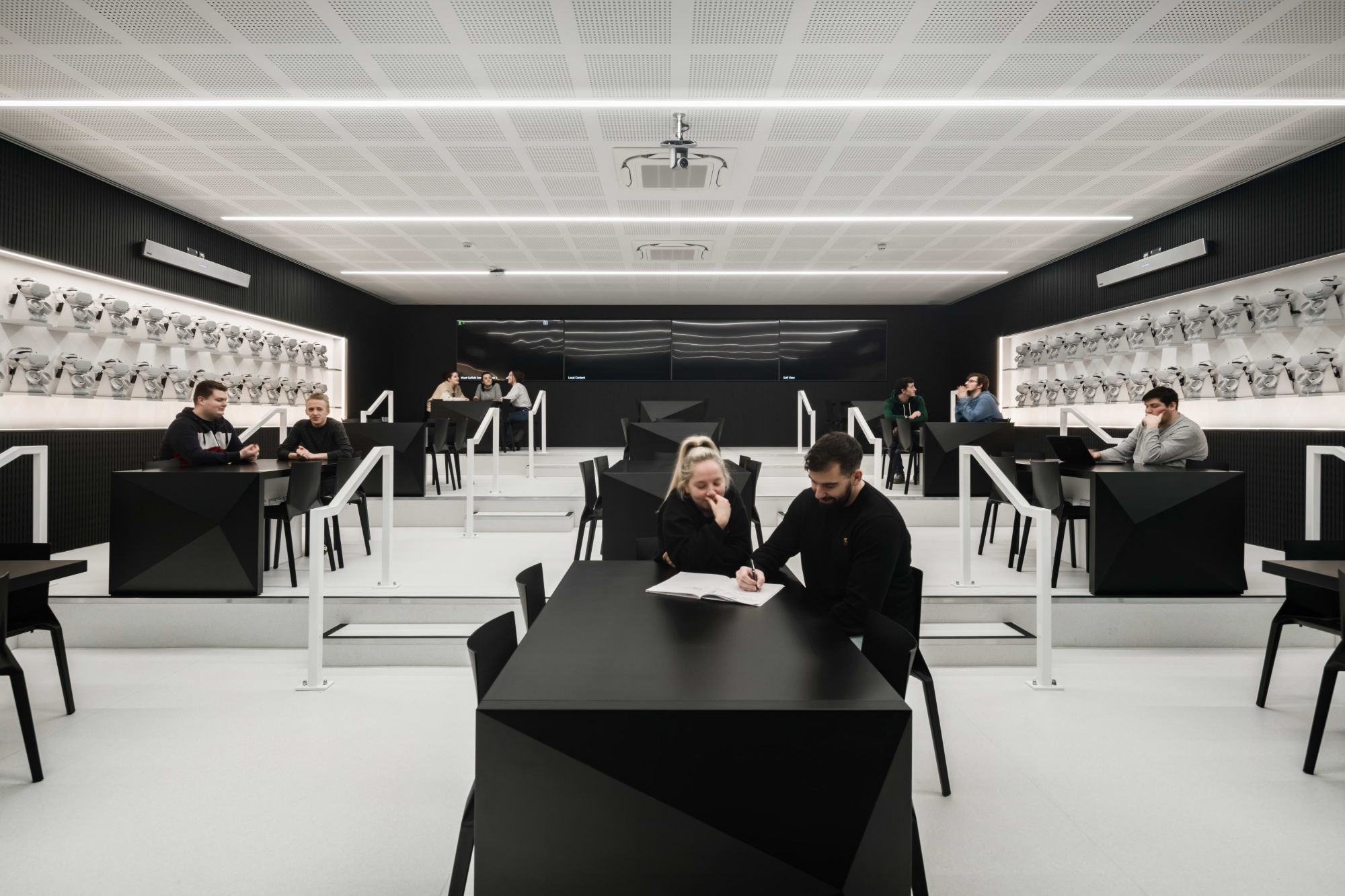 XR Lab (Eastern Education Group)